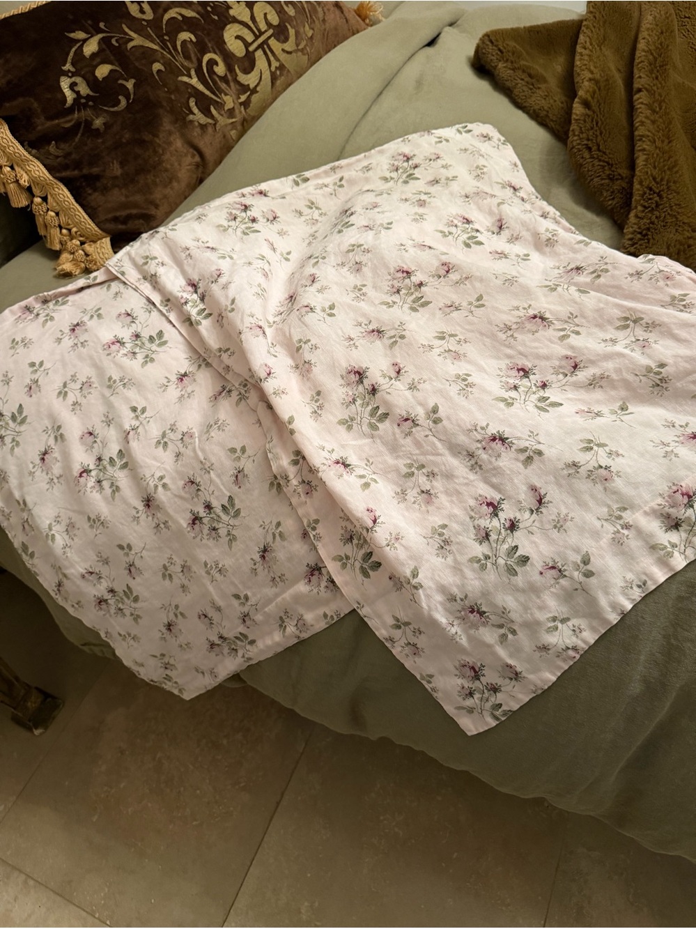Vintage Bella Notte linen light rose/pale pink PAIR OF STANDARD SHAMS 2” flange